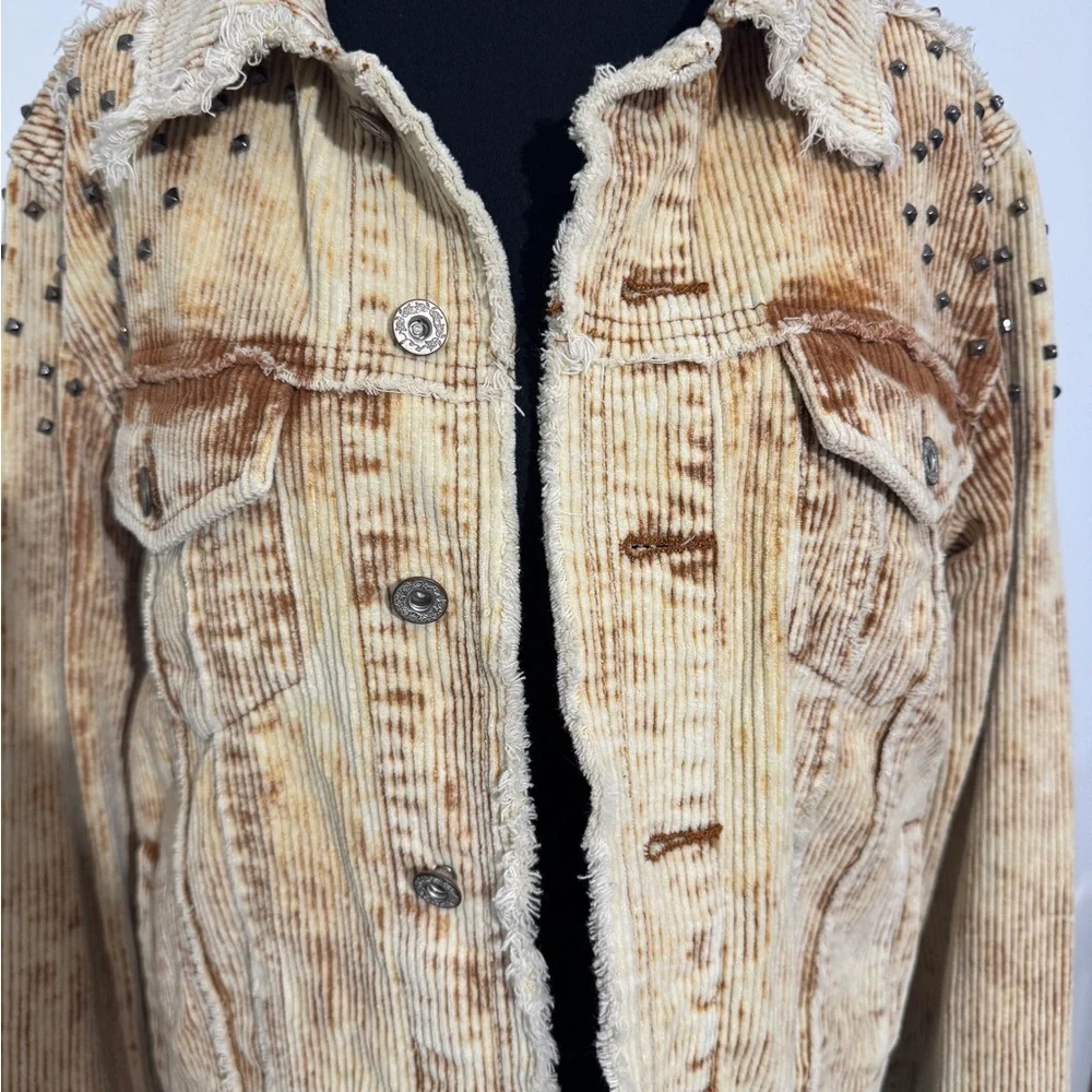 POL Studded Distressed Corduroy Jacket – Size Small - Picture 16 of 16